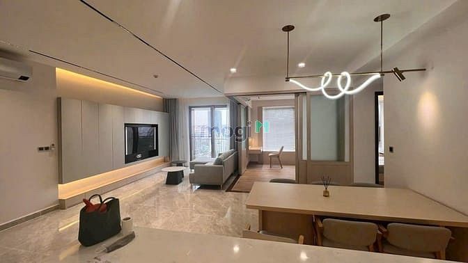Hình ảnh Cho thuê hộ MIDTOWN -2 PHÒNG NGỦ - LẦU CAO - 84M2 , Phú Mỹ Hưng