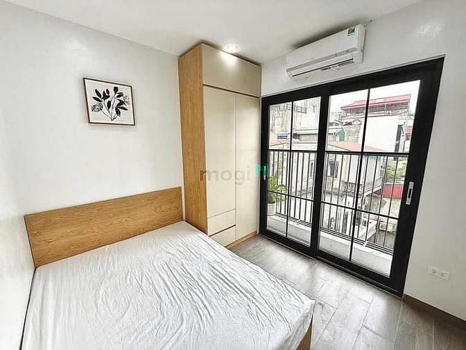 Hình ảnh Cho Thuê 1 phòng Ngủ Tách bếp Ngay Thoại Ngọc Hầu