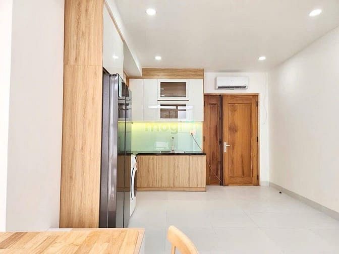 Hình ảnh Cho Thuê CHDV 2 Phòng Ngủ Full Nội Thất Bancol Ngay Lũy Bán Bích
