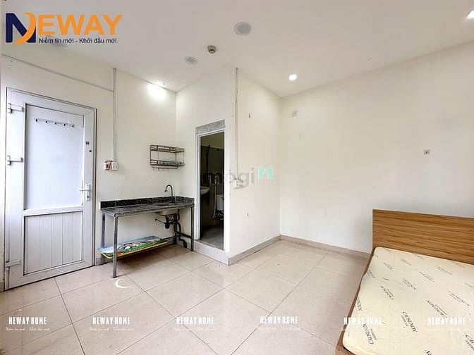 Hình ảnh Cho thuê phòng studio cửa sổ siêu thoáng gần chợ Hoàng Hoa Thám TB