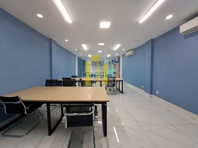 Hình ảnh Văn Phòng 100m2 Sẵn Bàn Ghế Giá 18 Triệu - Khu Đô Thị An Phú