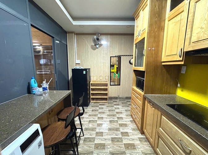 Hình ảnh Căn Hộ 1PN Full Nội Thất Cửa Sổ Trời Thang Máy Gần Bùi Viện