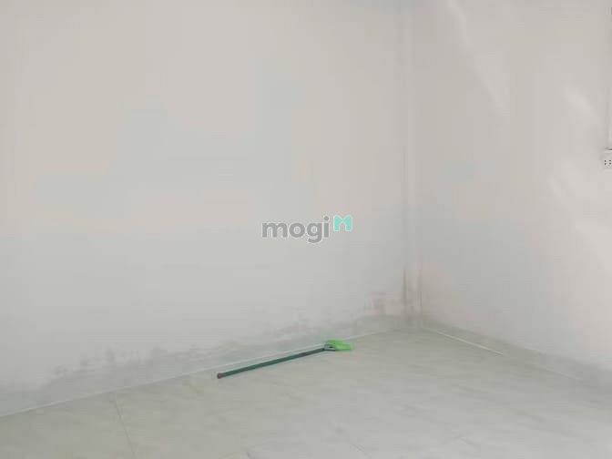 Hình ảnh Cho thuê nhà đường Thạnh Lộc quận 12 dt:4*10m 1 lầu  1pn 1wc Giá 4tr