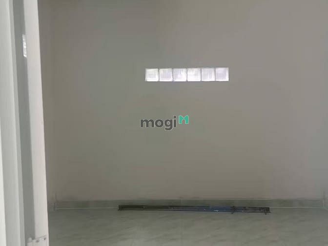 Hình ảnh Cho thuê nhà đường Thạnh Lộc quận 12 dt:4*10m 1 lầu  1pn 1wc Giá 4tr