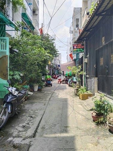 Hình ảnh Nhà đẹp gần Lê Văn Quới - Bình Trị Đông