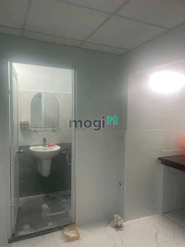 Hình ảnh Cho thuê nhà Thạnh Xuân 24, Quận 12 4x12m trệt lửng 2pn.1wc Giá  5tr