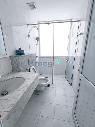 Hình ảnh Cho Thuê CHDV 2PN Full Nội Thất Bancol Ngay Trịnh Định Trọng