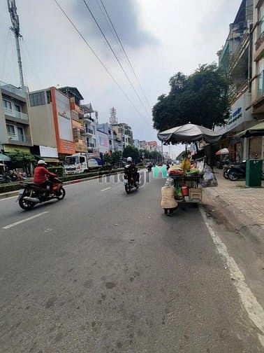 Hình ảnh Nhà cho thuê: MT Lạc Long Quân Q11, (4.5x16m 3L 6pn)