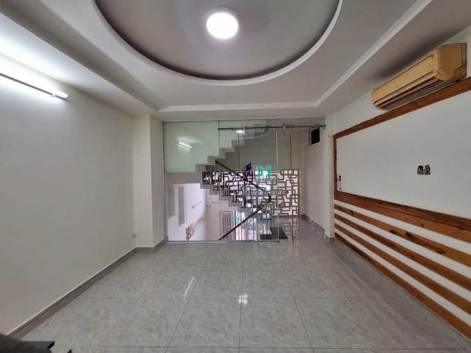 Hình ảnh Cho thuê nhà nguyên căn, mt đường TL Q12