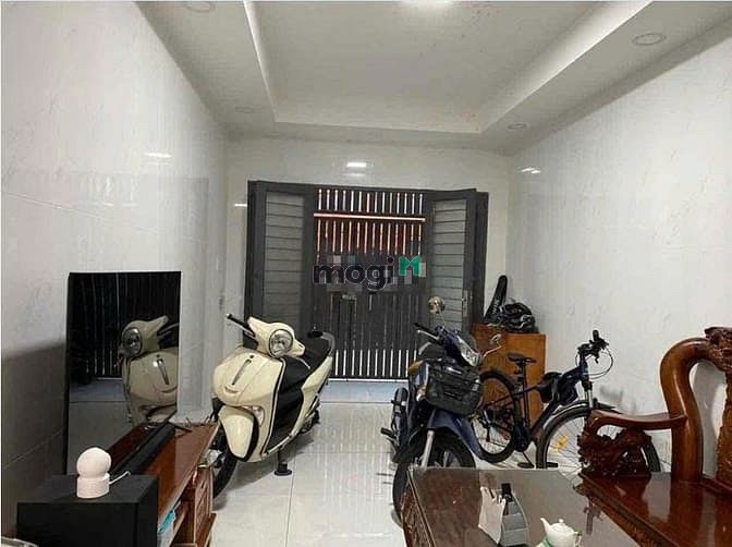 Hình ảnh Nhà cho thuê: 6/7A Tân Hoá Q11, (3.1x14m 2L 3pn)
