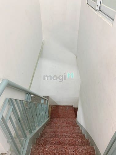 Hình ảnh Nhà cho thuê: 300/1C Đội Cung Q11, (3.5x12m), 15Tr