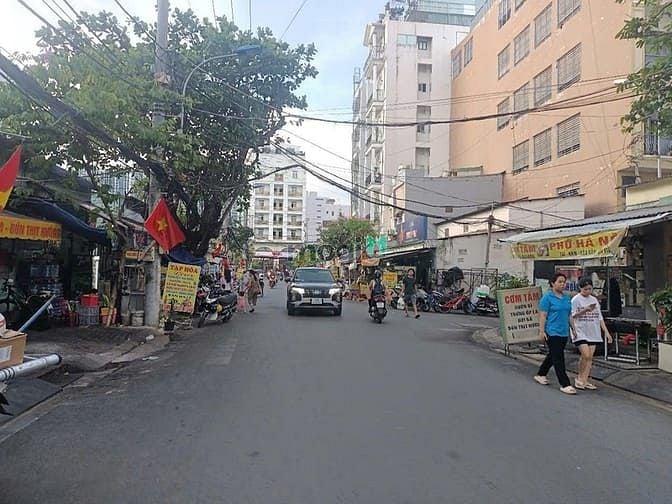 Hình ảnh Khách sạn 6 tàng mặt tiền đường Lý Phục Man Quận 7. 6*20, 23 tyy