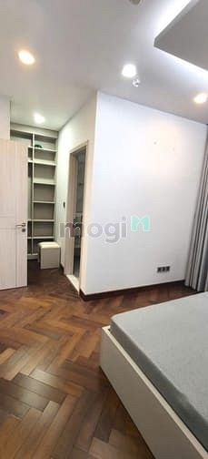 Hình ảnh Chuyên bán Trang Chủ MB66.COM / Đăng Ký Tặng 66K Midtown Phú Mỹ Hưng, 80m2, 2PN, view biệt thự, full,