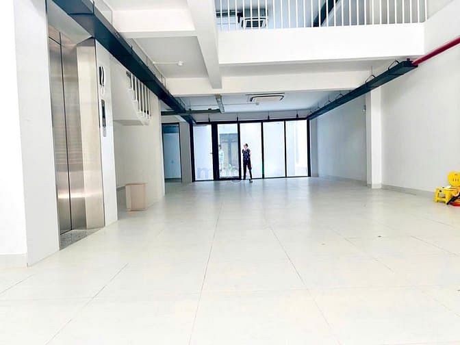 Hình ảnh Cho Thuê Nhà Mặt Tiền Phan Kế Bính Quận 1 - DTSD 600m2 - PCCC đầy đủ