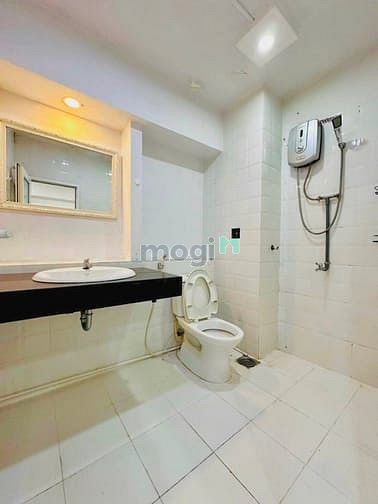 Hình ảnh Mb6623 nạp rút nhanh chóng cho thuê Q1 ban công, full nội thất gần chợ Bến Thành
