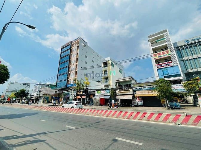 Hình ảnh Rổ hàng bds MT Huỳnh Tấn Phát ngang rộng giá tốt.
