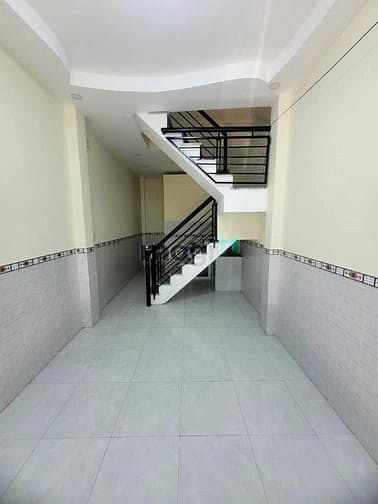 Hình ảnh Cho thuê nhà nguyên căn tx24 quận12  _ dt:3*8m _1 lầu 2pn.2wc Giá 4tr