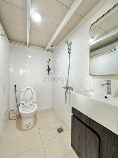 Hình ảnh CHDV Cao cấp cửa sổ lớnngay Vincom Thủ Đức, Võ Văn Ngân, ngã 4 Thủ Đức