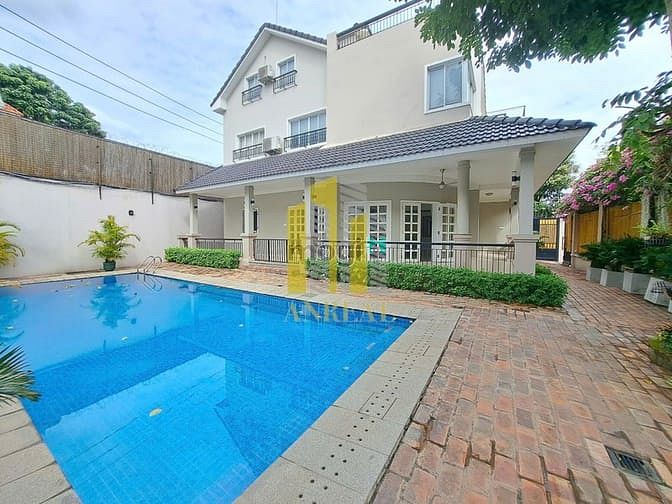 Hình ảnh Biệt Thự Châu Âu Đường Trần Não - 4 Phòng Giá 117 Triệu
