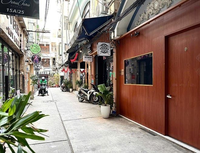 Hình ảnh Hẻm Xe Hơi Quận 1 Lê Thánh Tôn
