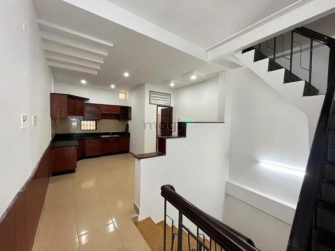 Hình ảnh Nhà cho thuê: MT Lạc Long Quân Q11, (4x14m 3L 5pn), 30Tr
