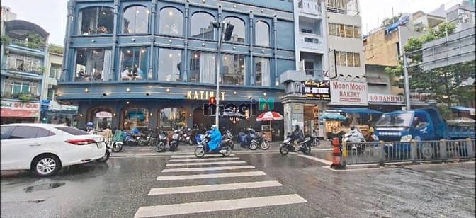 Hình ảnh Nhà Mặt Tiền Kinh Doanh Quận 1