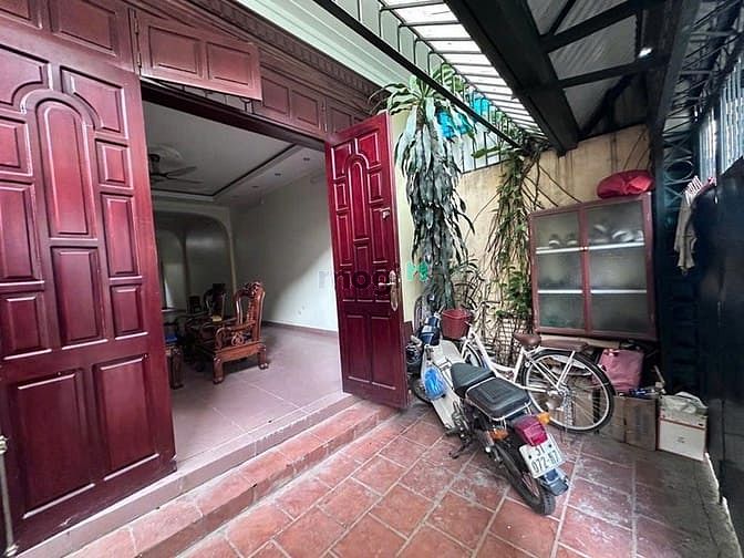Hình ảnh siêu phẩm lô góc ngõ thông – 7 chỗ vào nhà – 5,2m- Vũ Xuân Thiều