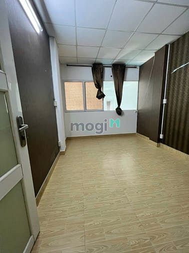 Hình ảnh Q3- Cao Thắng- hẻm ô tô sát mặt tiền- vip Q3