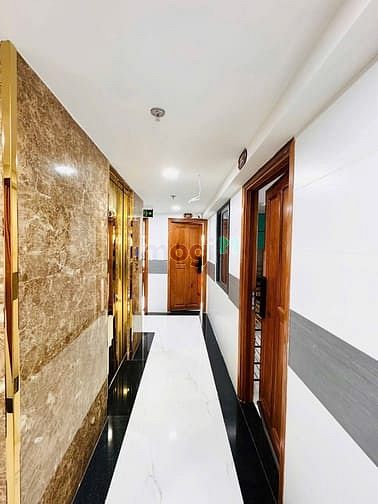 Hình ảnh Toà vừa xây xong đã lock gần hết