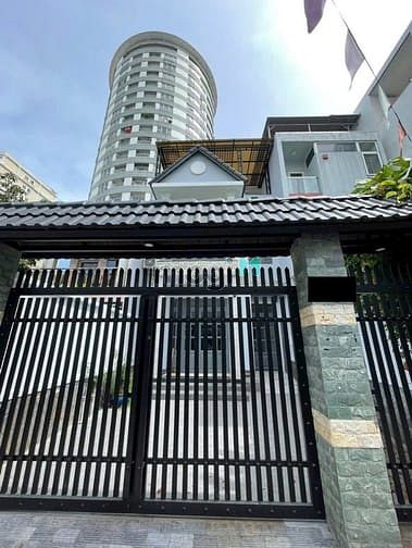 Hình ảnh Nhà Phố Sân Vườn KDC Hiện Hữu - Đường 6m 1387 Huỳnh Tấn Phát Quận 07