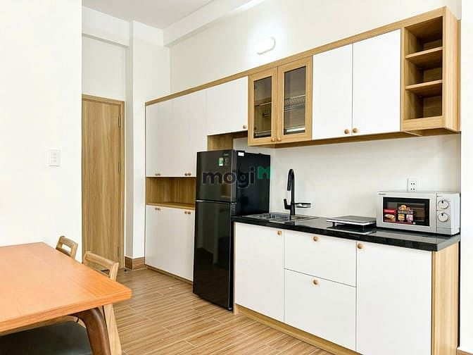 Hình ảnh Mb6623 nạp rút nhanh chóng Studio siêu rộng sàn gỗ full nội thất cửa sổ lớn gần sân bay