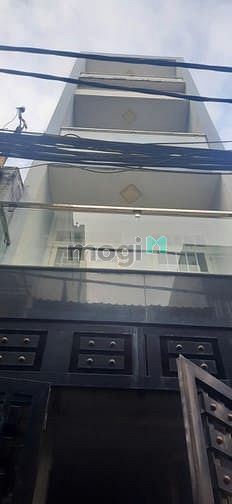 Hình ảnh Cho thuê nhà Nguyễn Cảnh Chân Quận 1
