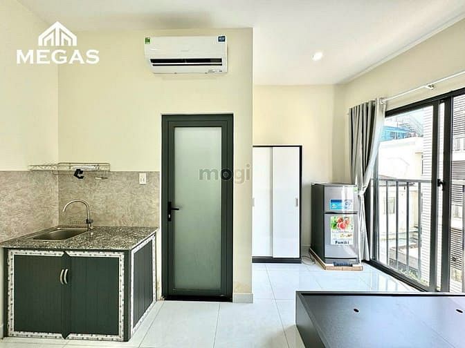Hình ảnh Cho Thuê Căn Hộ Dịch Vụ Full Nội Thất Ngay Lê Văn Việt