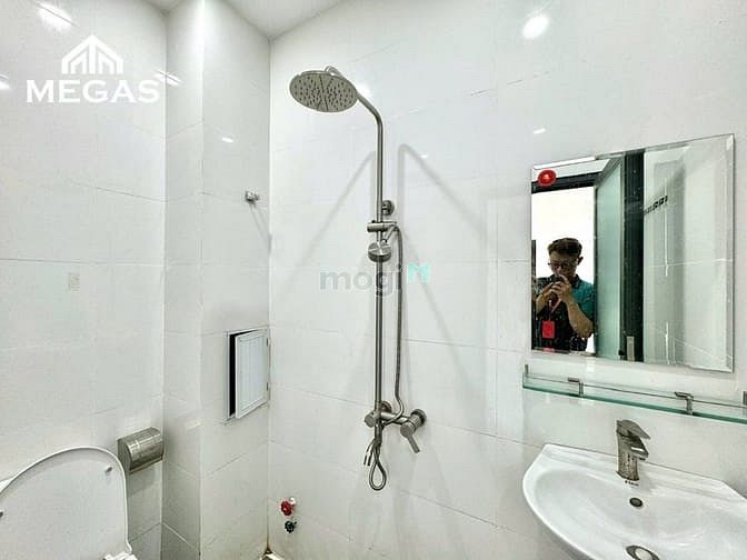 Hình ảnh Cho Thuê Căn Hộ Dịch Vụ Full Nội Thất Ngay Lê Văn Việt
