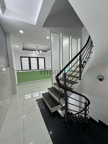 Hình ảnh Q1- Trần Đình Xu- Hẻm xe hơi- DT 3.5x9 6PN- dòng tiền 20tr