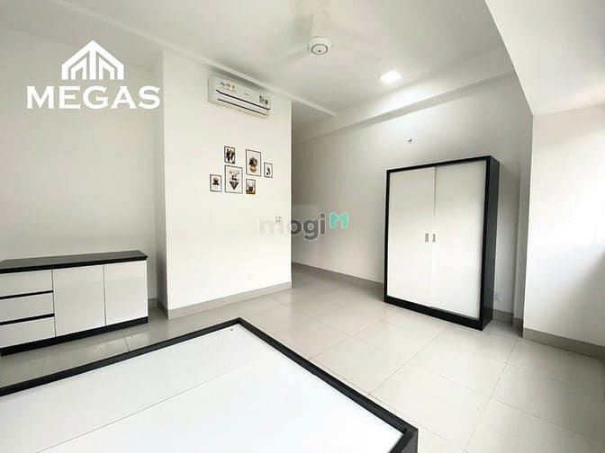 Hình ảnh CHDV mới sẵn nội thất siêu thoáng ở Tân Hương gần AEON Tân Phú