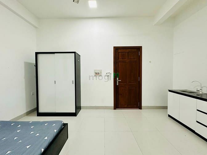 Hình ảnh CHDV mới sẵn nội thất siêu thoáng ở Tân Hương gần AEON Tân Phú