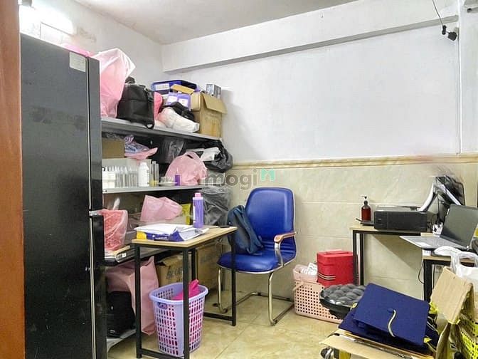 Hình ảnh Cho thuê mặt bằng Đường Nguyễn Chí Thanh, Quận 5 DT:4,5*12m
