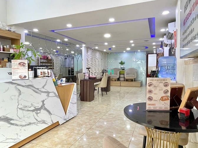 Hình ảnh Cho thuê mặt bằng Đường Nguyễn Chí Thanh, Quận 5 DT:4,5*12m