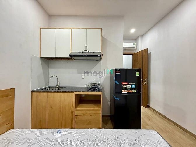 Hình ảnh 🌻 Studio cửa sổ full nội thất - thang máy ngay mặt tiền Hoàng Sa Q3