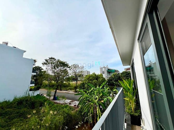 Hình ảnh Cho Thuê Căn Hộ Dịch Vụ Cao Cấp Full Nội Thất Ngay Global City
