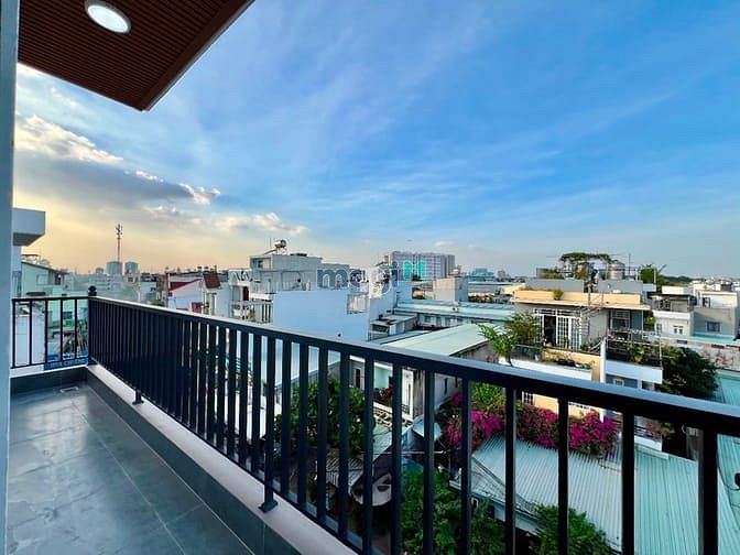 Hình ảnh Cho Thuê Căn Hộ Dịch Vụ Full Nội Thất Ngay Đỗ Xuân Hợp