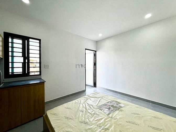 Hình ảnh Cho Thuê Căn Hộ Dịch Vụ Full Nội Thất Ngay Đỗ Xuân Hợp