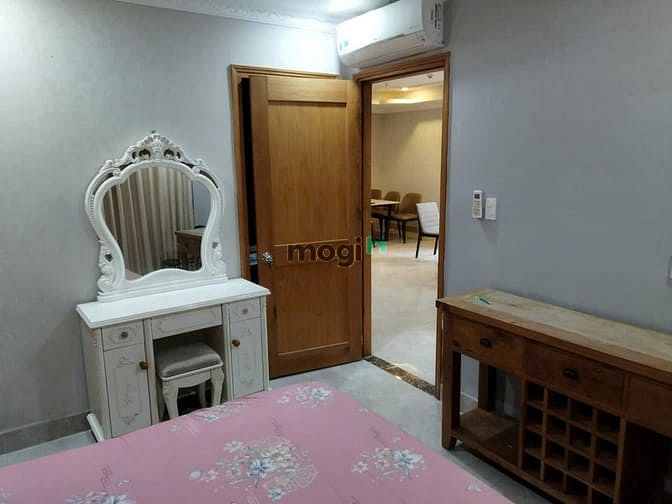 Hình ảnh Cho thuê CC Gold view 2PN 2WC, View đông nam, đủ nội thất chỉ 17,5trệu