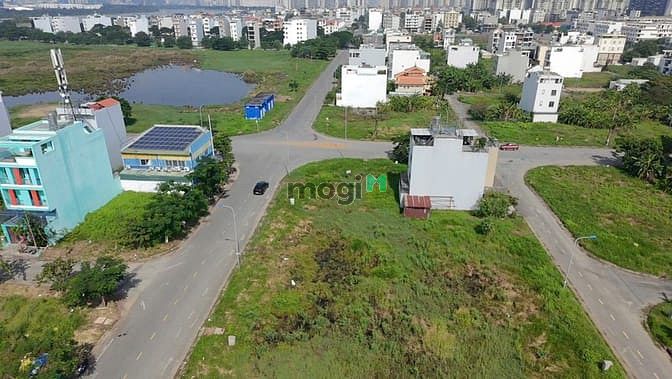 Hình ảnh Mặt Tiền Nguyễn Văn Kỉnh TML Đối Diện Công Viên Giá Chỉ 240tr/m2