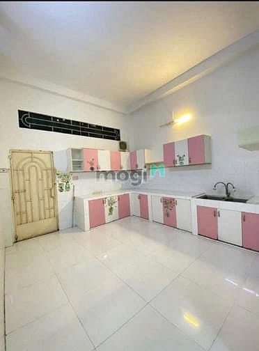 Hình ảnh Nhà cho thuê: 440/5D Lạc Long Quân Q11, (4x16m 3L 5pn 5wc)