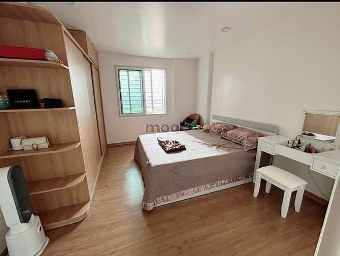 Hình ảnh C/c Oriental Plaza, TP, 110m2, Căn Góc, 3PN, 2WC, Nội thất, giá 15tr5/