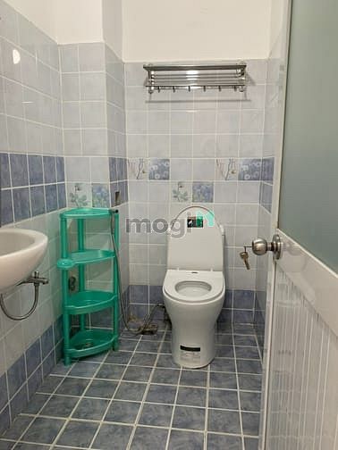 Hình ảnh Cho thuê Chdv đầy đủ nội thất có ban công thoáng. Hồ Hảo Hớn Q1 6.5tr