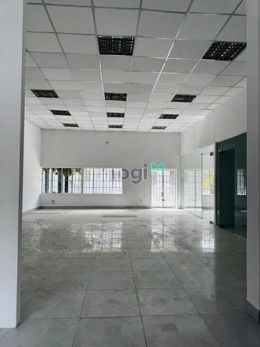 Hình ảnh Cho thuê kho mt bình lợi, p.13, 8x15m, wc riêng, 19tr