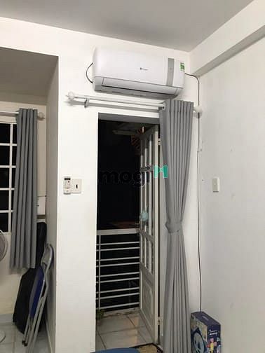 Hình ảnh Cho thuê chdv ngay cầu thị nghè,bt,25m2, ban công, full nội thất,